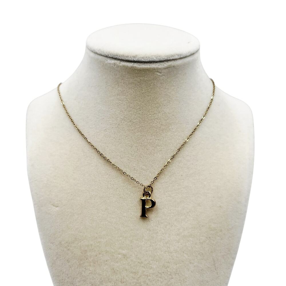 Letter "P" Initial Charm Gold-Tone Link Chain Clasp Necklace Minimalist 9.5"